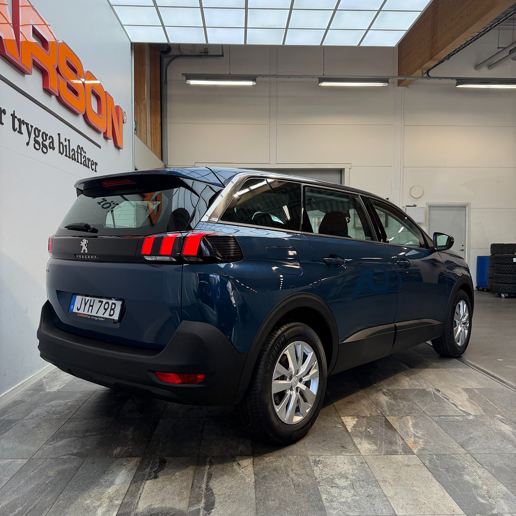 Peugeot 5008 1.2 PureTech 130 EAT Carplay Backkamera 131hk