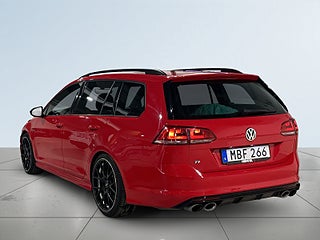 Volkswagen Golf Sportscombi R 2.0 300hk AWD Mvärm Dynaudio Kamera SoV