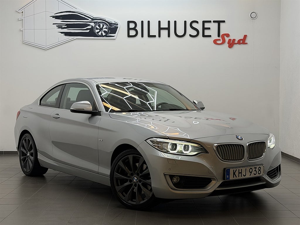 BMW 225d d Coupé 218hk Modern Line Navi/HiFi/Keyless/Elstolar