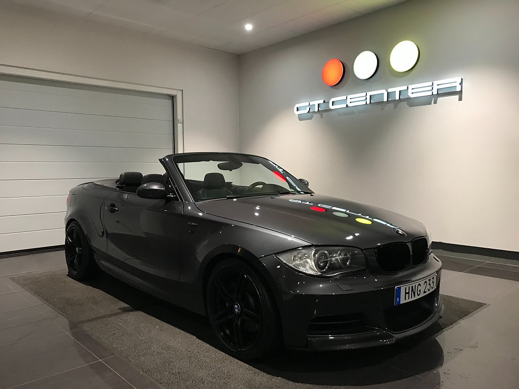BMW 135 i Cabriolet M Sport Sportavgas Kolfiber 306hk