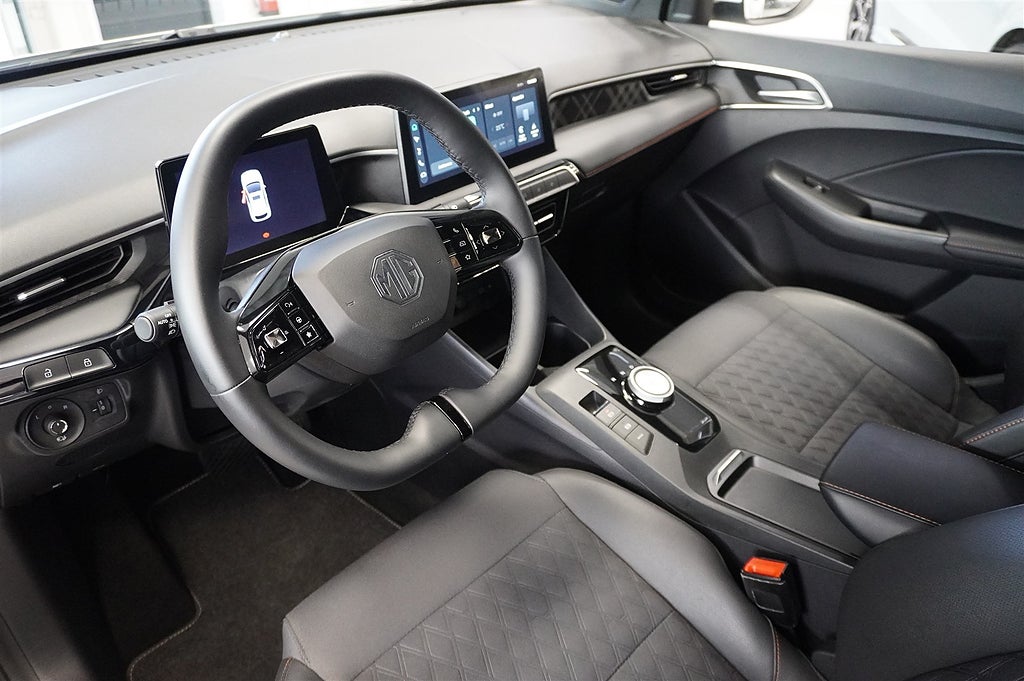 MG 3 Lux HEV 1.5 AT | Ränta 0,99%