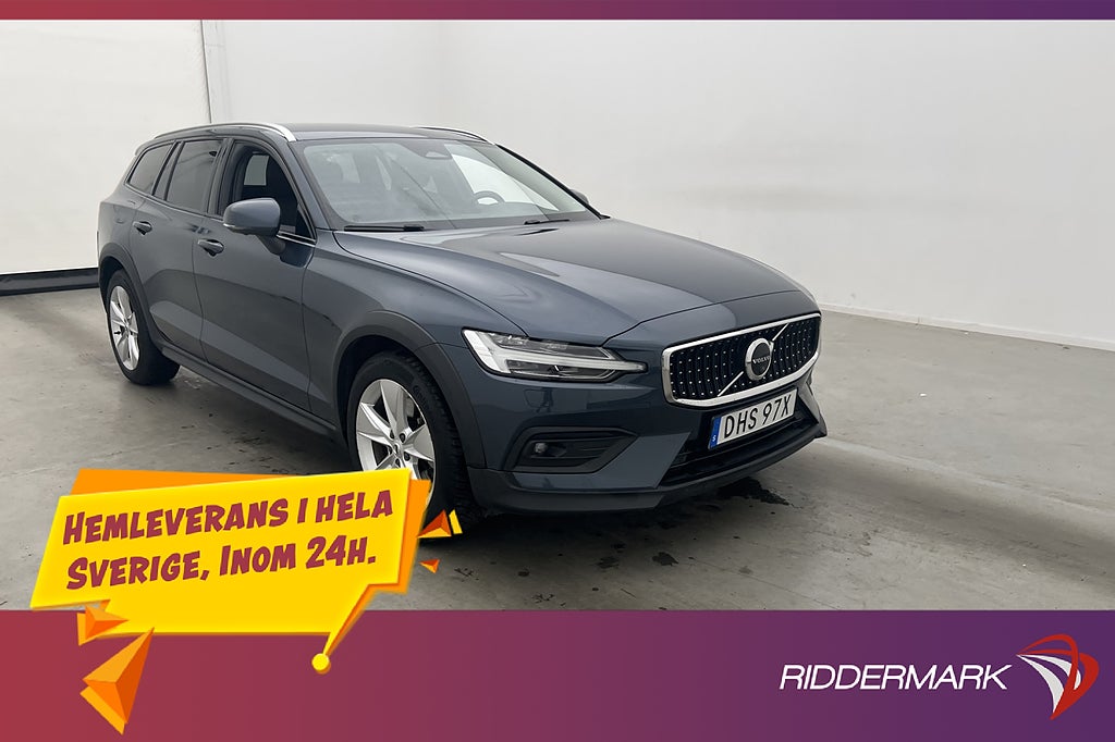 Volvo V60 Cross Country B4 Plus AWD MOMS 360° Skinn 4-Zons