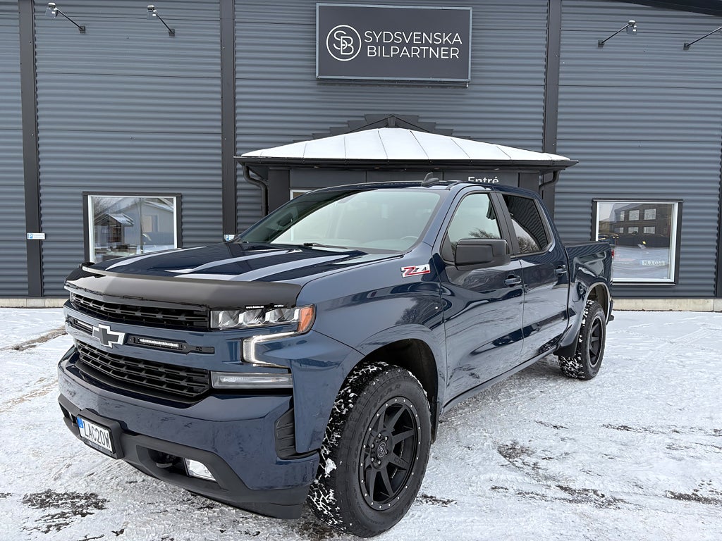 Chevrolet Silverado 1500 Crew Cab | 5,3 V8 | RST | Rough country