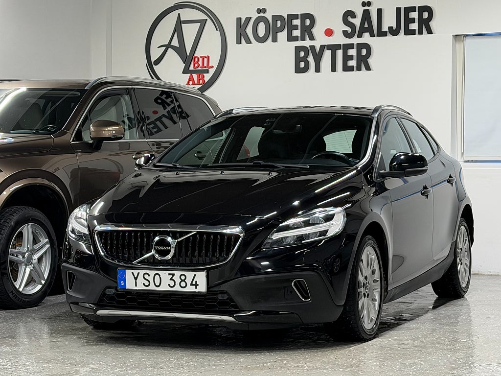 Volvo V40 Cross Country D2 Geartronic Momentum DRAG Euro 6 S&V hjul