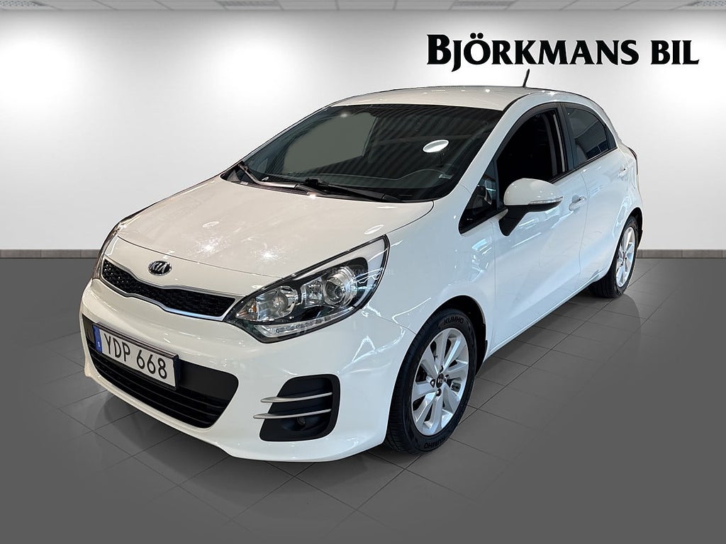 Kia Rio 5-dörrar 1.4 CVVT Automat 109hk S & V-hjul