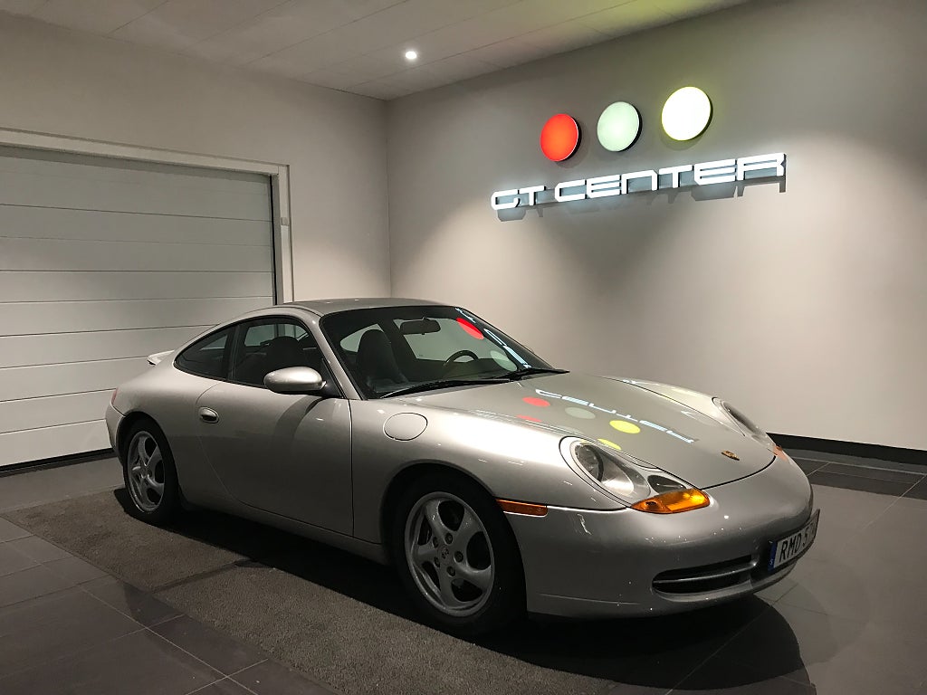 Porsche 911 Carrera TipTronic Få ägare Låga mil