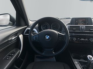 BMW 118I 5-dörrars/S&V-hjul/P-sensorer/Bluetooth/Kamkedja