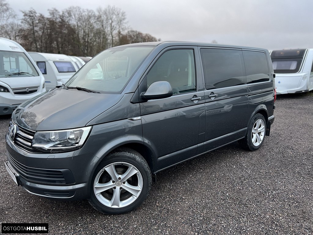 Volkswagen Caravelle / 8 bältad / 150HK