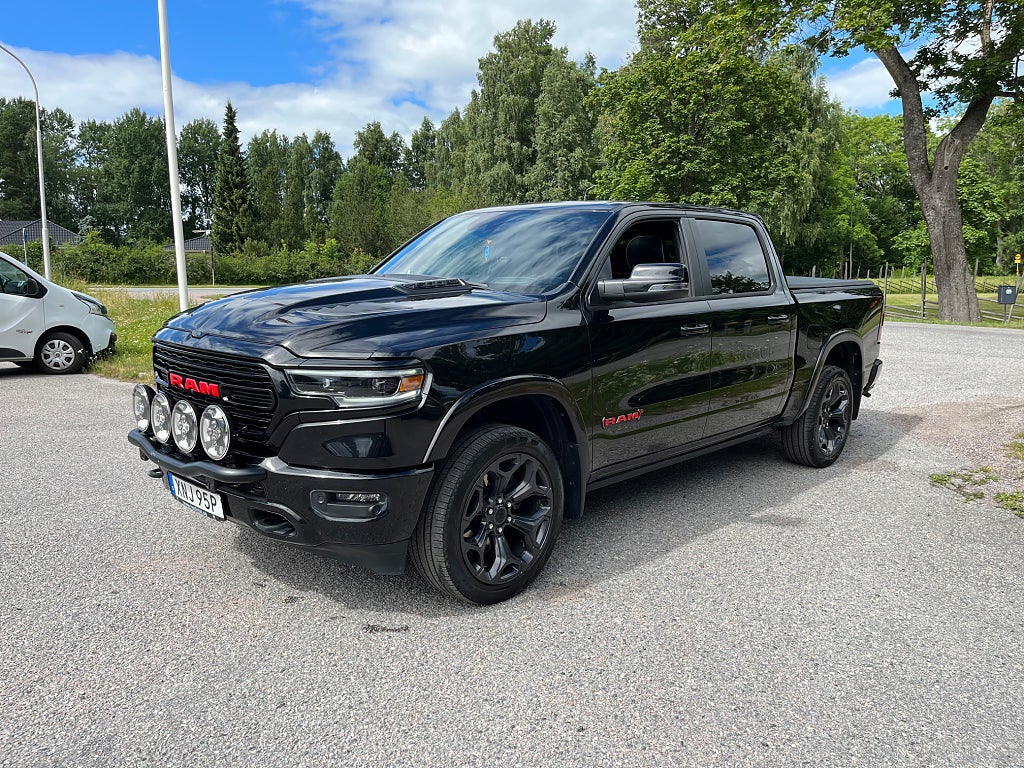 Dodge RAM Crew Cab 5.7 V8 HEMI 4x4 Limited 395HK