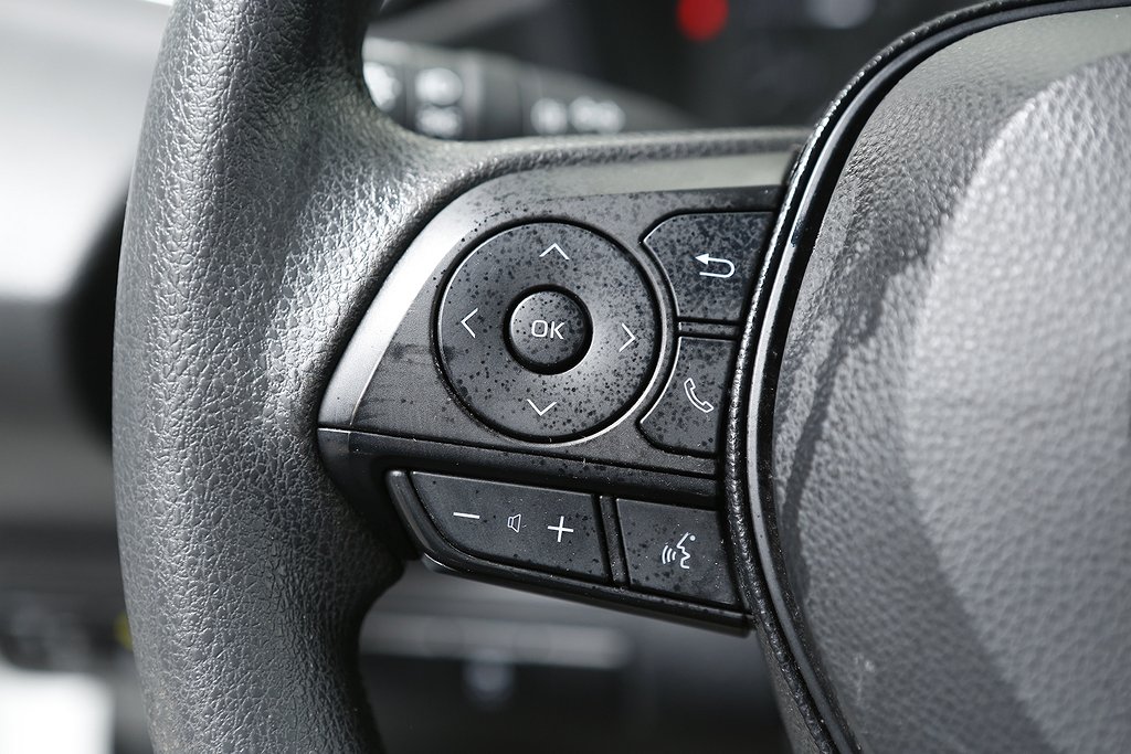 Toyota Corolla Hybrid e-CVT 122hk Life 5D Motorv Leasbar 2019