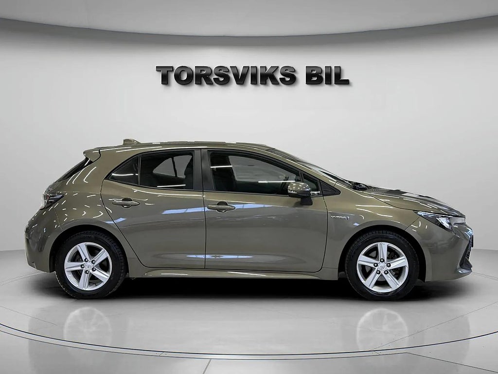 Toyota Corolla Hybrid e-CVT Active  9600 Mil - miniatyr 7