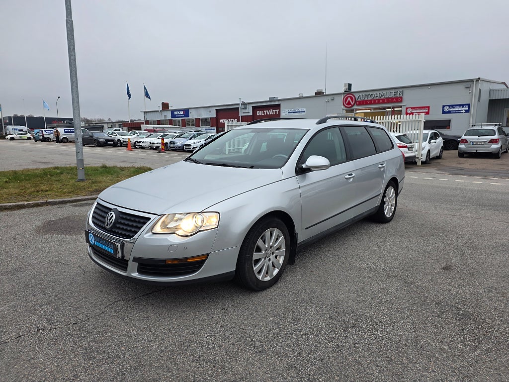 Volkswagen Passat 2.0 FSI Trendline 1 Års Garanti 0% RÄNTA 36Mån