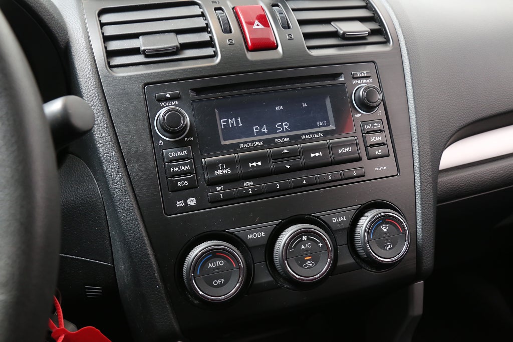 Subaru Forester 2,0D 147hk XS 4WD 1ägare Extraljus P-Värmare 2014