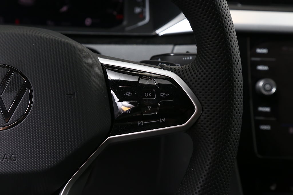 Volkswagen Arteon eHybrid Shooting Brake 218hk R-Line Värmare Drag 2022