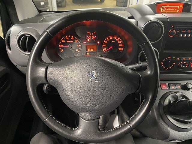 Bild på Peugeot Partner 1.6 BHDi 99hk L1 - FARTHÅLLARE