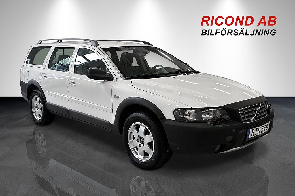 Volvo XC70 2.5T AWD 210HK BUSINESS DRAG KAMREM BYTT FÅ BRUKARE FIN