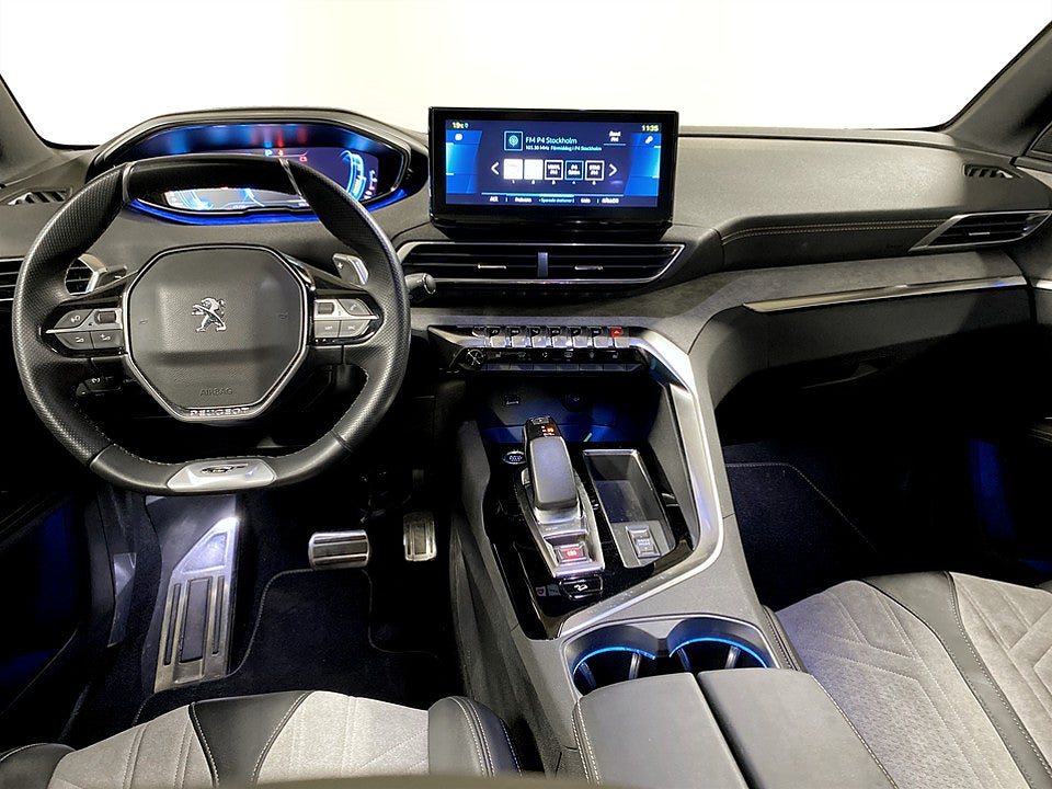 Bild på Peugeot 3008 GT Hybrid4 PHEV 300hk Aut 4WD B-KAMERA CARPLAY