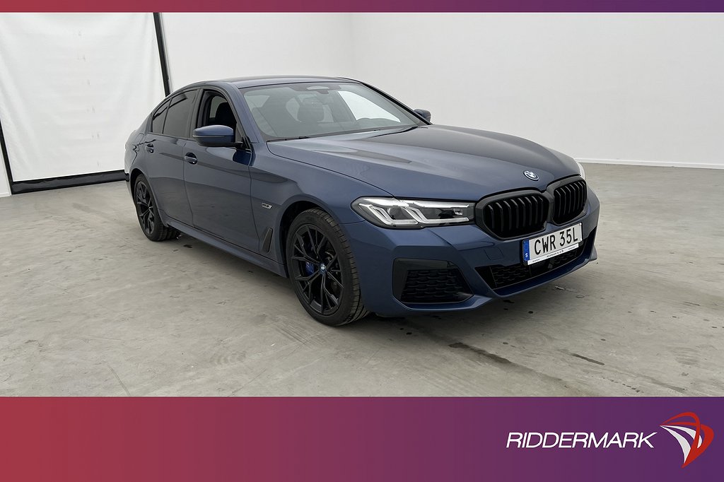 BMW 545 e xDrive 394hk M Sport Innovation HUD B-Kamera Navi