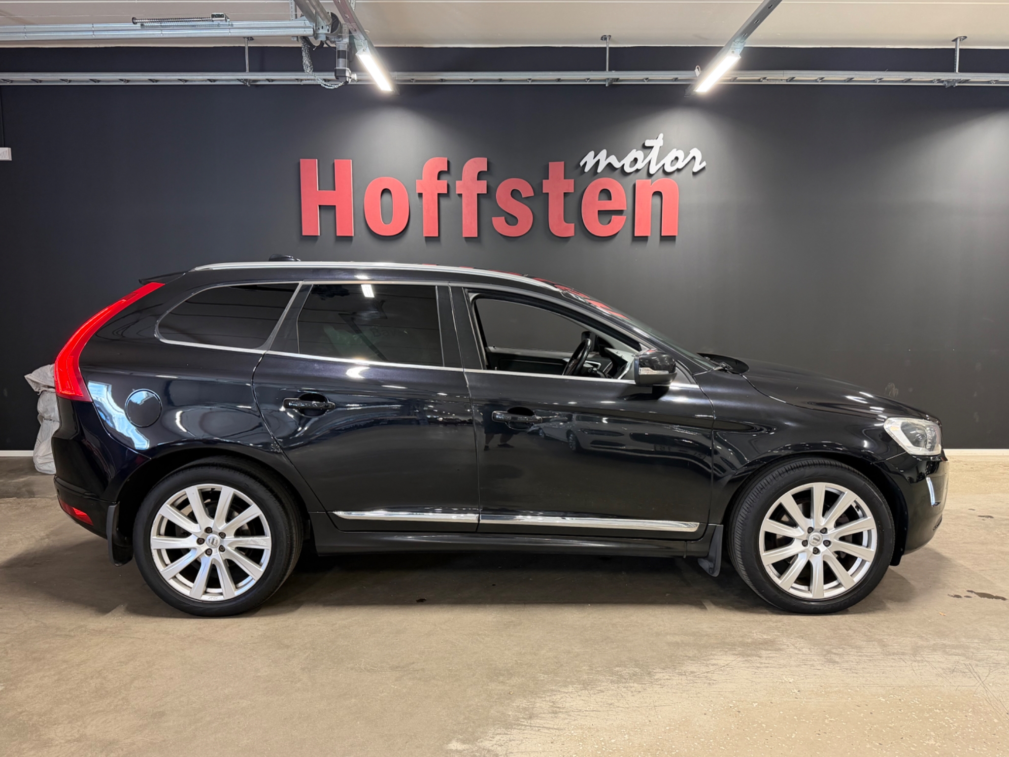 Volvo XC60 2015, bild 2/10