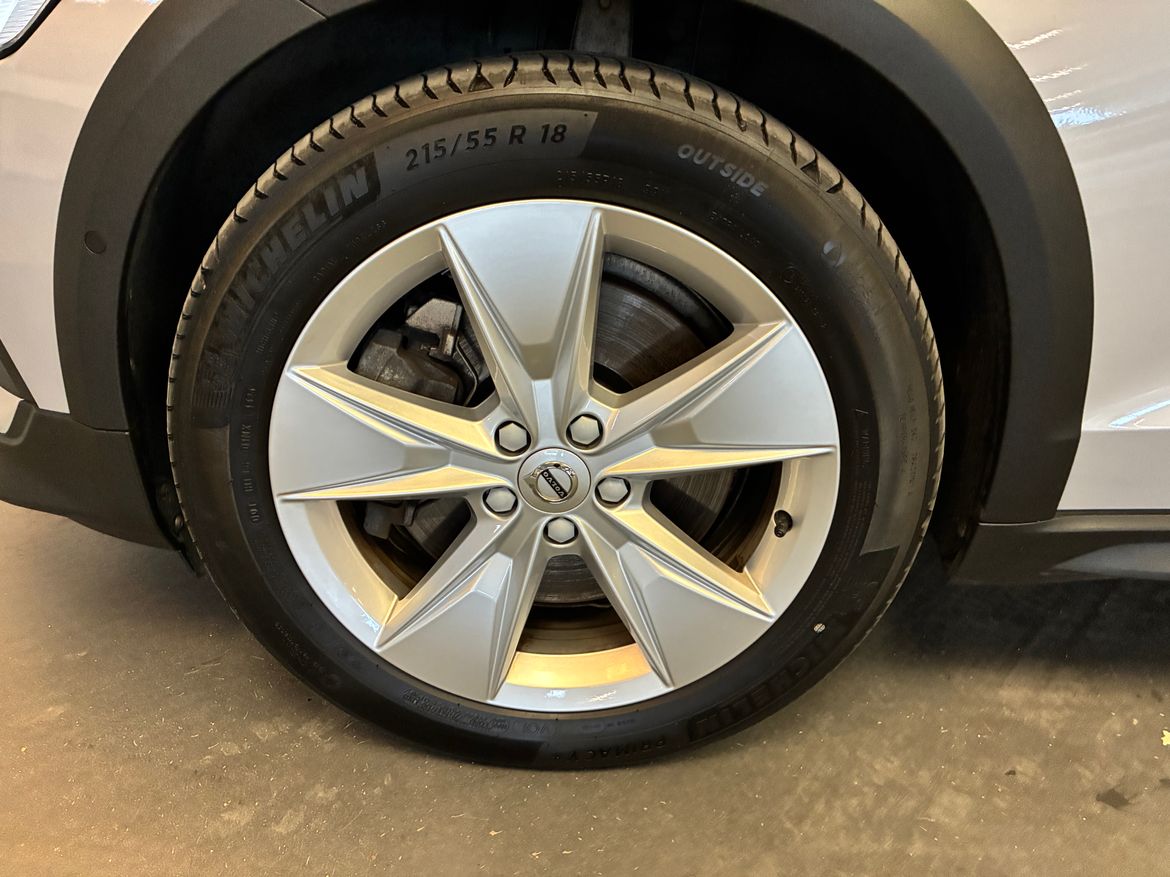 Volvo V60 Cross Country 2024, photo 5/10