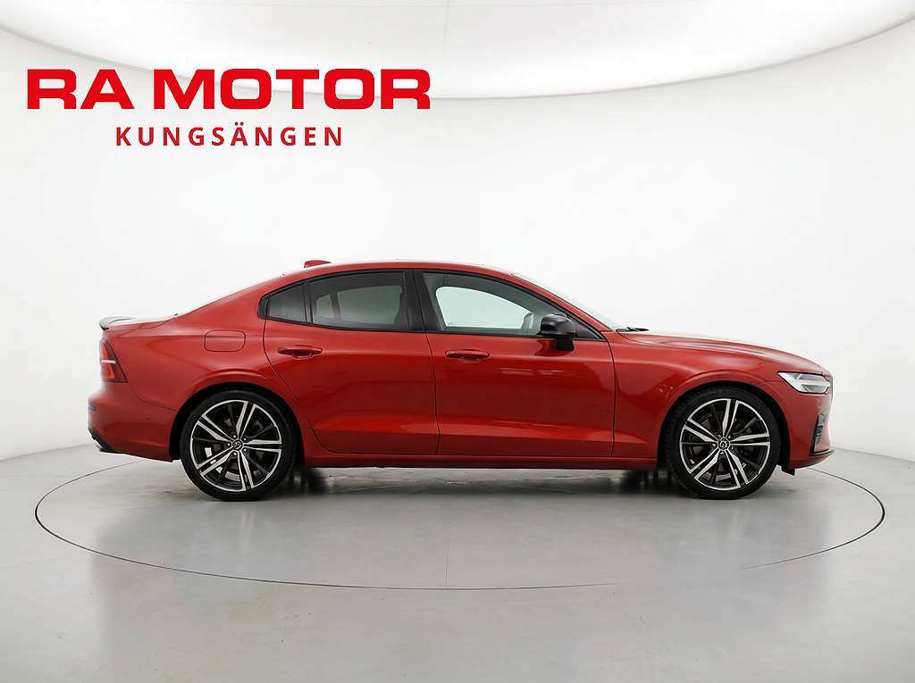 Volvo S60 T5 AWD 250hk R-Design HUD | VOC | 360° | BLIS | Drag 2020