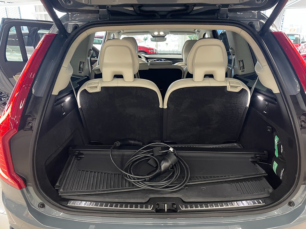 Volvo XC90 Recharge T8 AWD R-Design 7 Säten Plus Dark