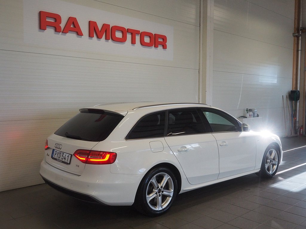 Audi A4 Avant 2.0 TDI Automat | S-Line | P-Sensorer 2015