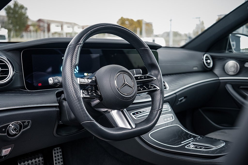 Mercedes-Benz E300 2021 - miniatyr 9