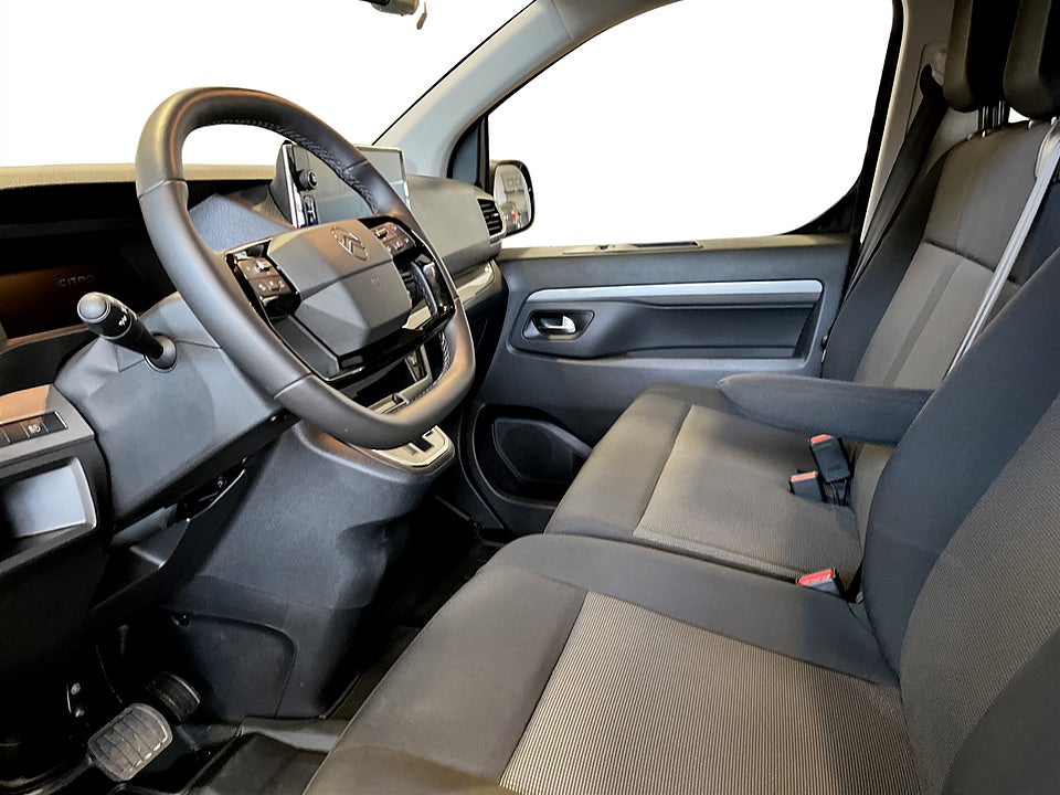 Bild på Citroën SpaceTourer ST PLUS 2.2 BHDi 180hk Aut B-KAMERA NAV
