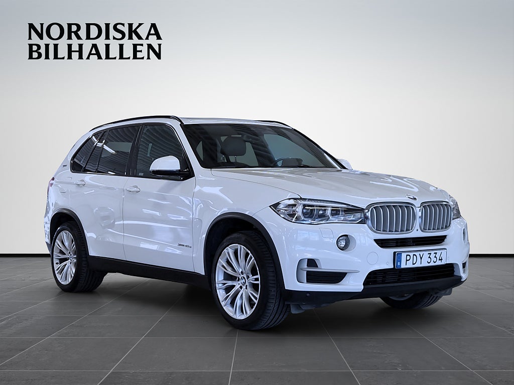 BMW X5 xDrive40e H/K Pano 360-kamera P-värmare App Dragkrok