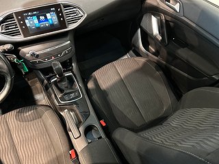 Peugeot 308 1.2 Active Farthållare Psens Låg skatt S/V-hjul