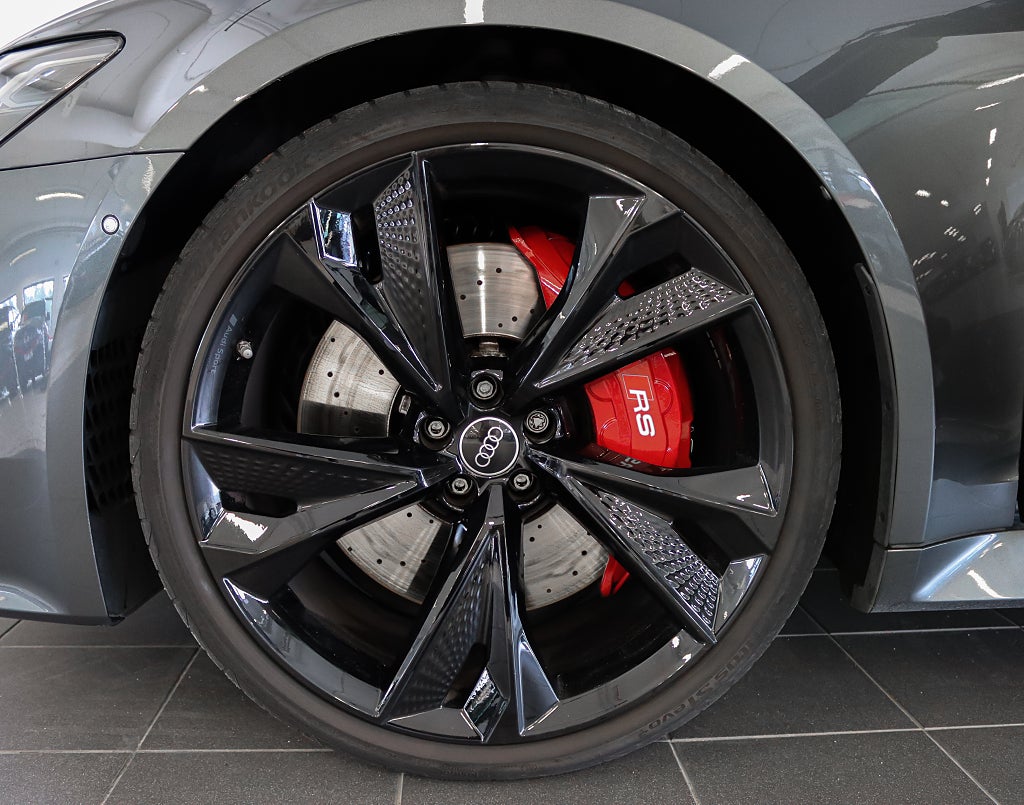 Audi RS6 Performance MOMS HuD RS-Design Pano Alpin
