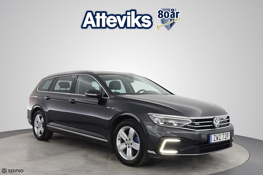 Volkswagen Passat Sportscombi GTE 218hk Executive P-Värm/Drag/Kamera/DCC