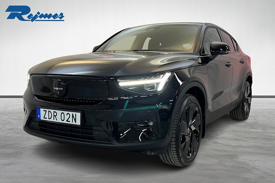 Volvo EC40 Twin M Performance Ultra Black Edt/Pixel/360/H&K