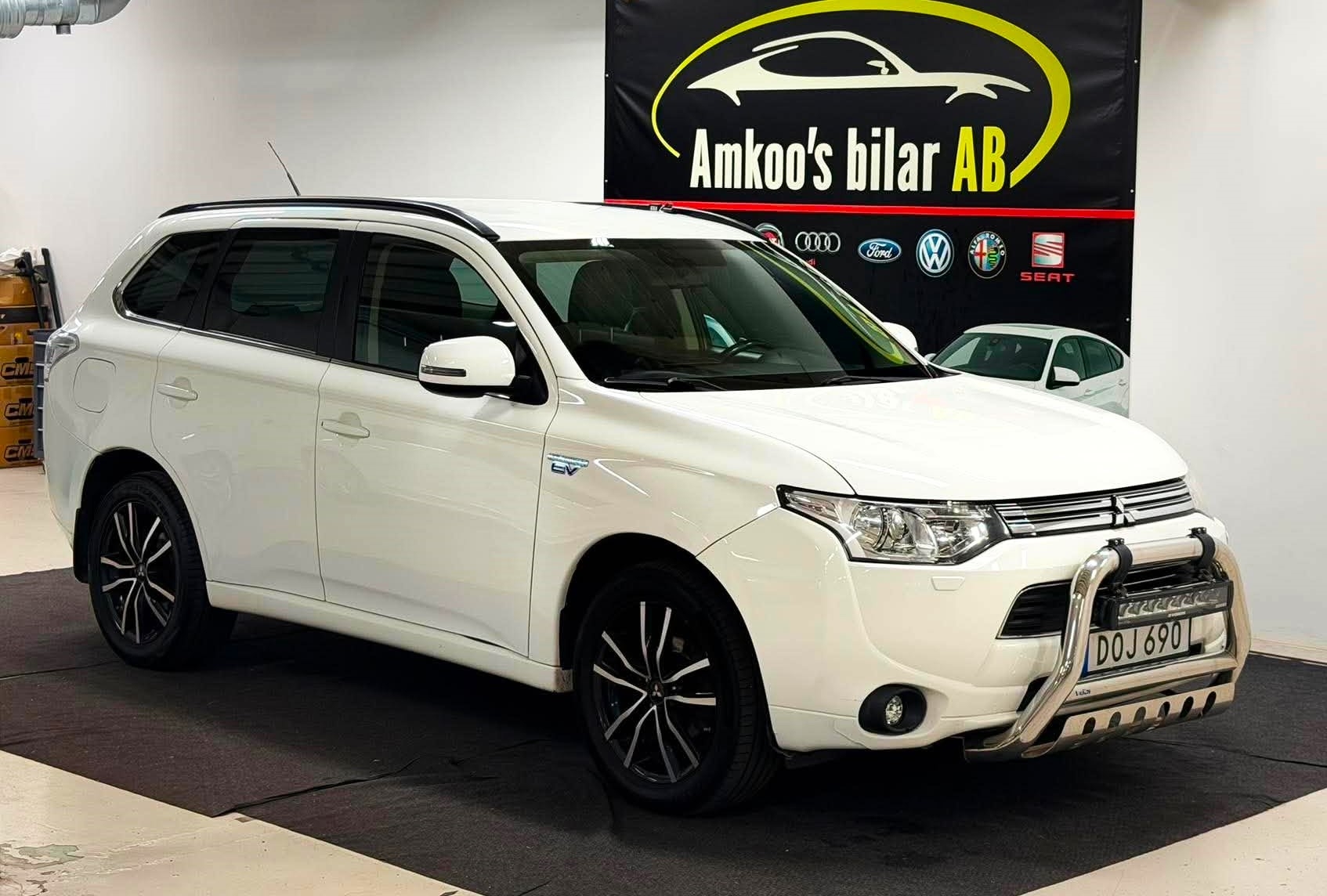 Mitsubishi Outlander 2014, bild 2/49