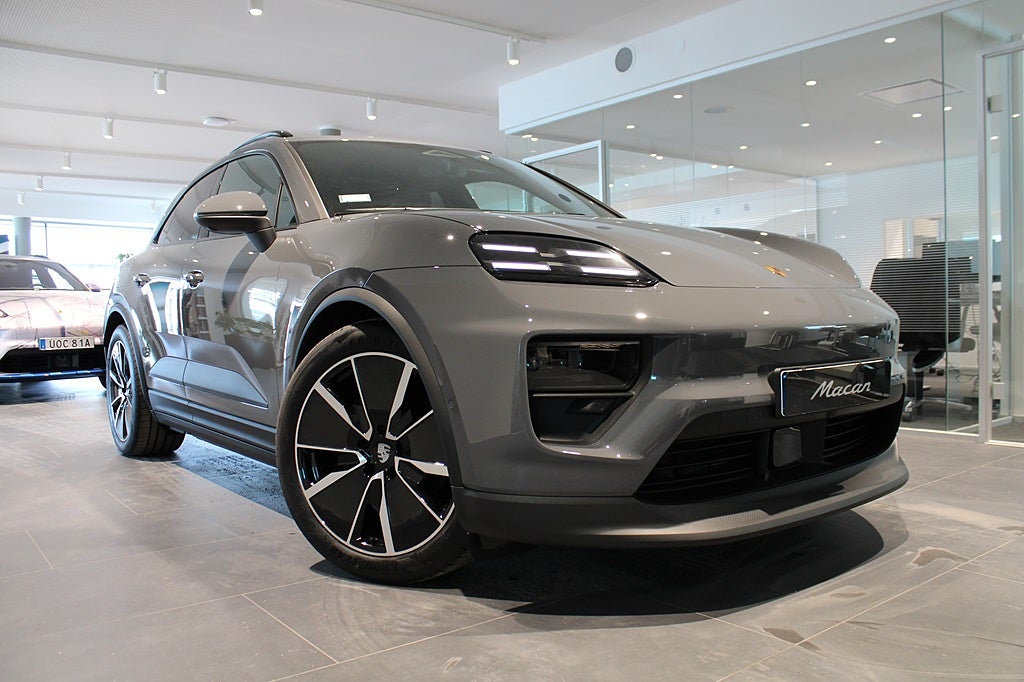 Porsche Macan 4