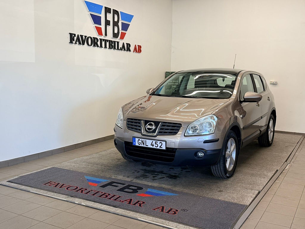 Nissan Qashqai 2.0 4x4 CVT Euro 4 *Panorama tak*