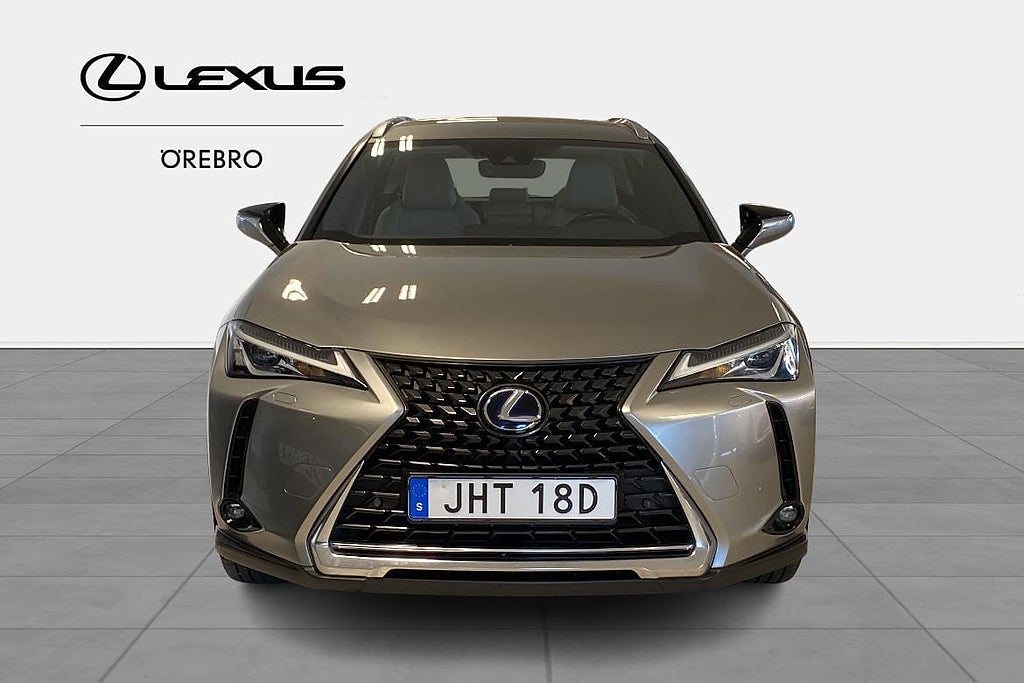 Lexus UX 250h Comfort Teknikpaket inkl vinterhjul och dra...