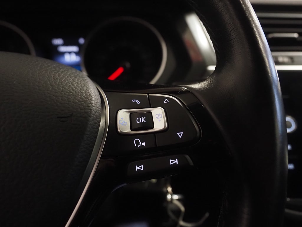 Volkswagen Tiguan 1.4 TSI 4Motion 150hk Drag B-Kam P-Värm 2018