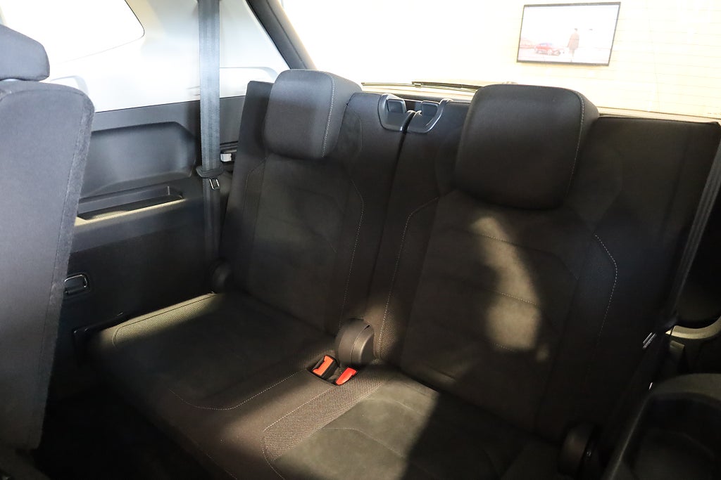 Volkswagen Tiguan Allspace 7-sits 2.0 TSI R-Line AUT 4M Drag Värmare 2020