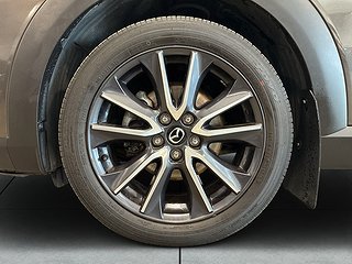 Mazda CX-3 2.0 Optimum AWD Navi HuD BOSE Kamera S&V-däck