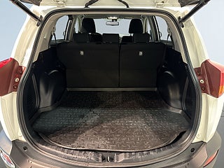 Toyota RAV4 2.0 AWD Edition Feel Kamera Drag Mvärm GPS S/V-hjul – bild 12