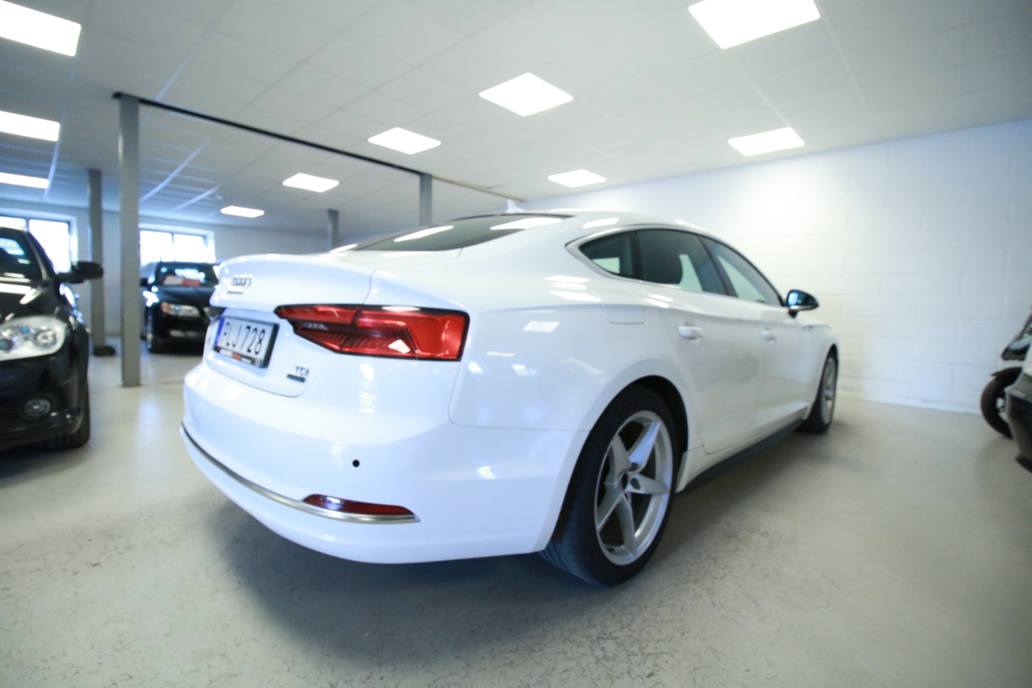 Audi A5 2017, bild 4/45