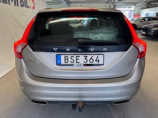Volvo V60 D4 AWD Geartronic Momentum S&V-däck/Dvärm/Drag/GPS