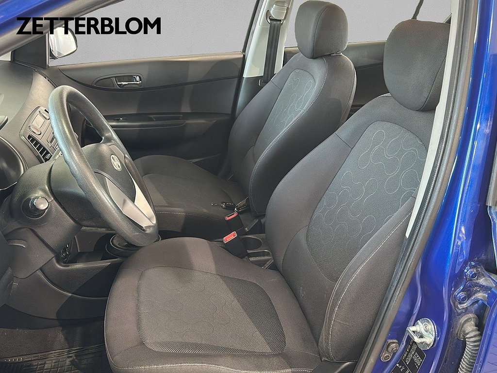 Halvkombi Hyundai i20 7 av 17