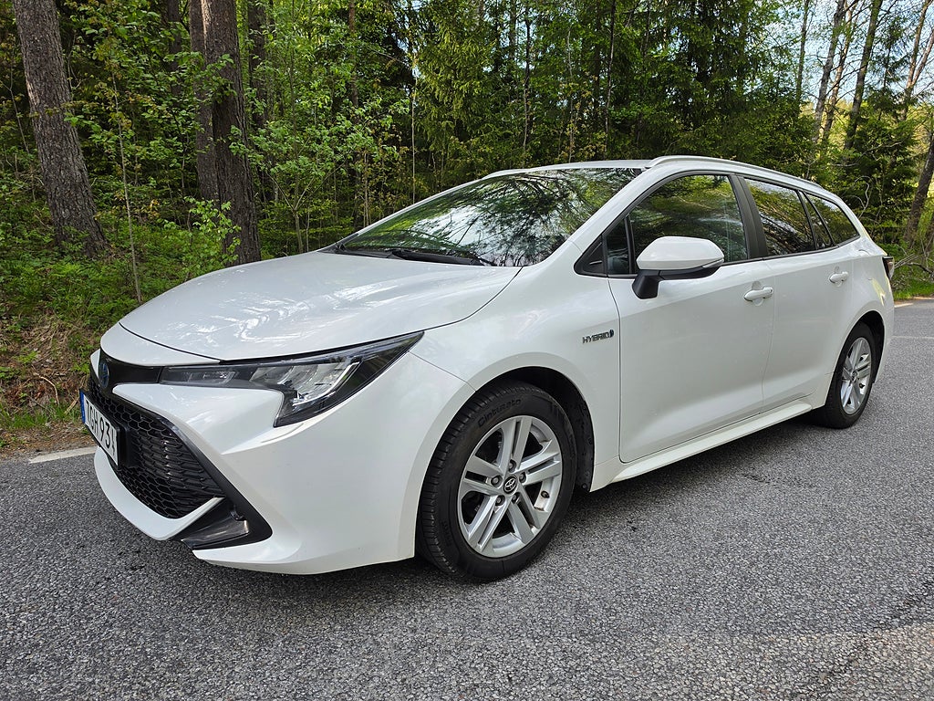 Toyota Corolla Touring Sports Hybrid e-CVT Active / S+V DÄCK / BACKKAM