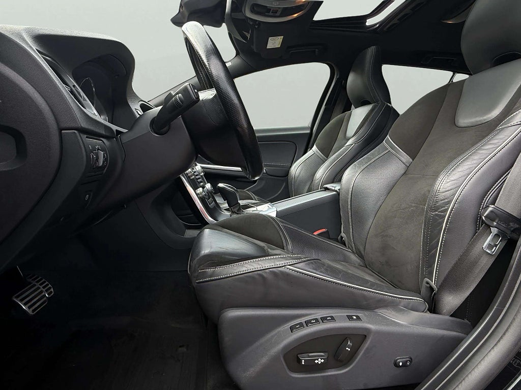 Volvo V60 D4 Geartronic R-Design  - miniatyr 12