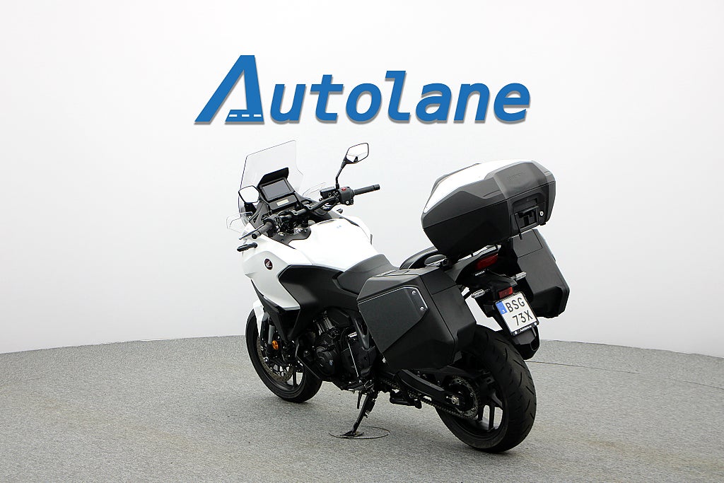 Honda NT1100A *Farthållare Carplay*