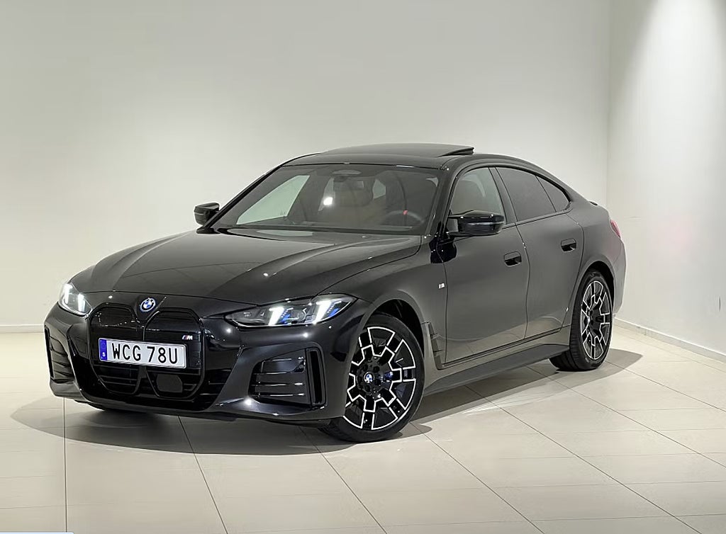 BMW i4 M60 xDrive, Drag, Värmare, Panorama, Driving Pro, Park Plus, HK