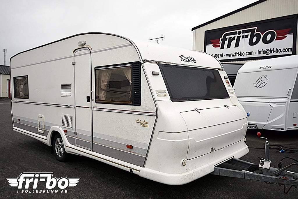 Sävsjö 5.6 SR Euroline, Dubbelbädd